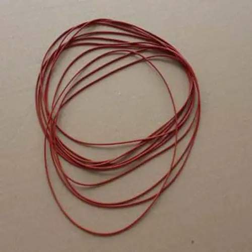 Rote Dichtungsringe aus flexiblem Material, die für die Mischkammer geeignet sind. Das Bild zeigt mehrere lose Ringe, möglicherweise von der Marke Remeha.